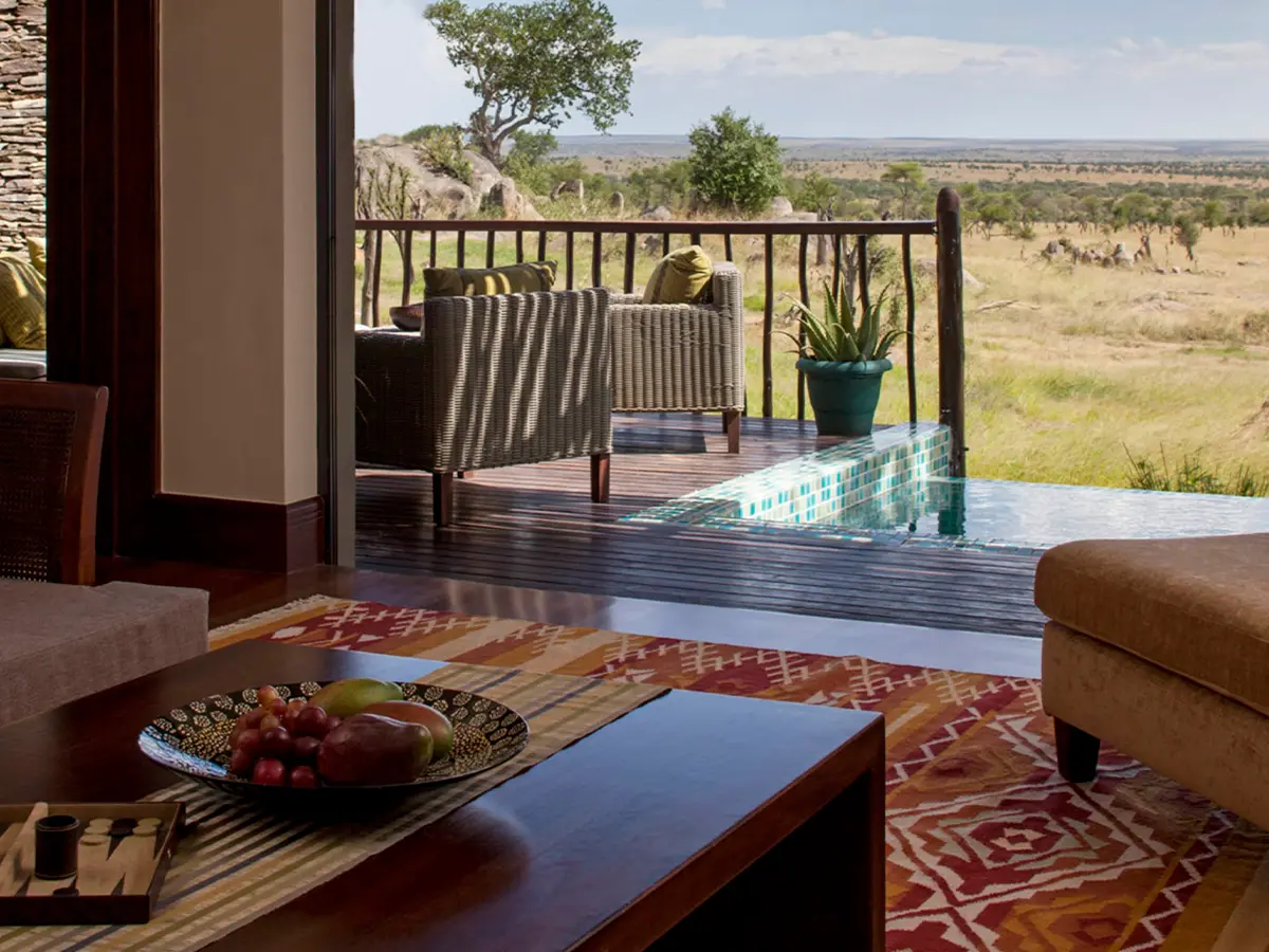 7 Days Luxury Serengeti Safari from Zanzibar