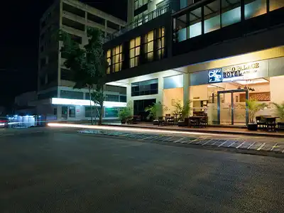 Kibo Palace Hotel Moshi swimming pool